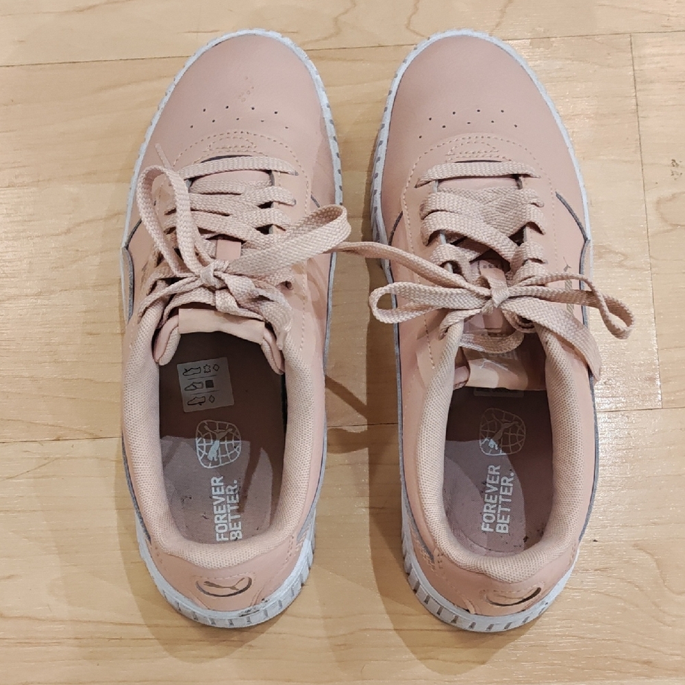 Puma Pink Sneakers with Cushioned Sole